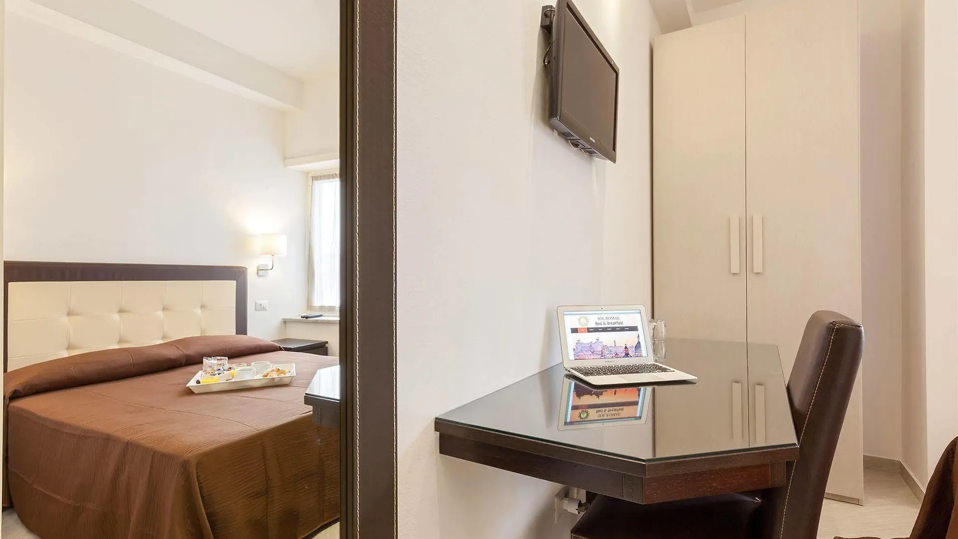 B&B Sol Romae 2*, Rome